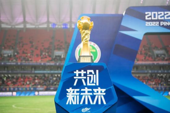 国产亚洲情侣久久精品
