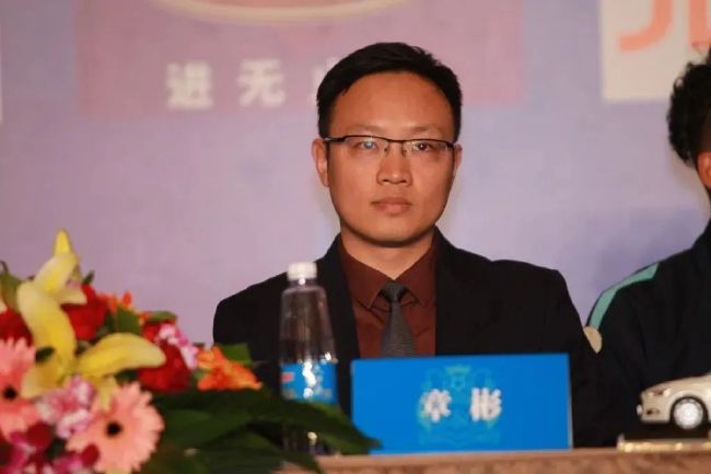 强烈的挑衅